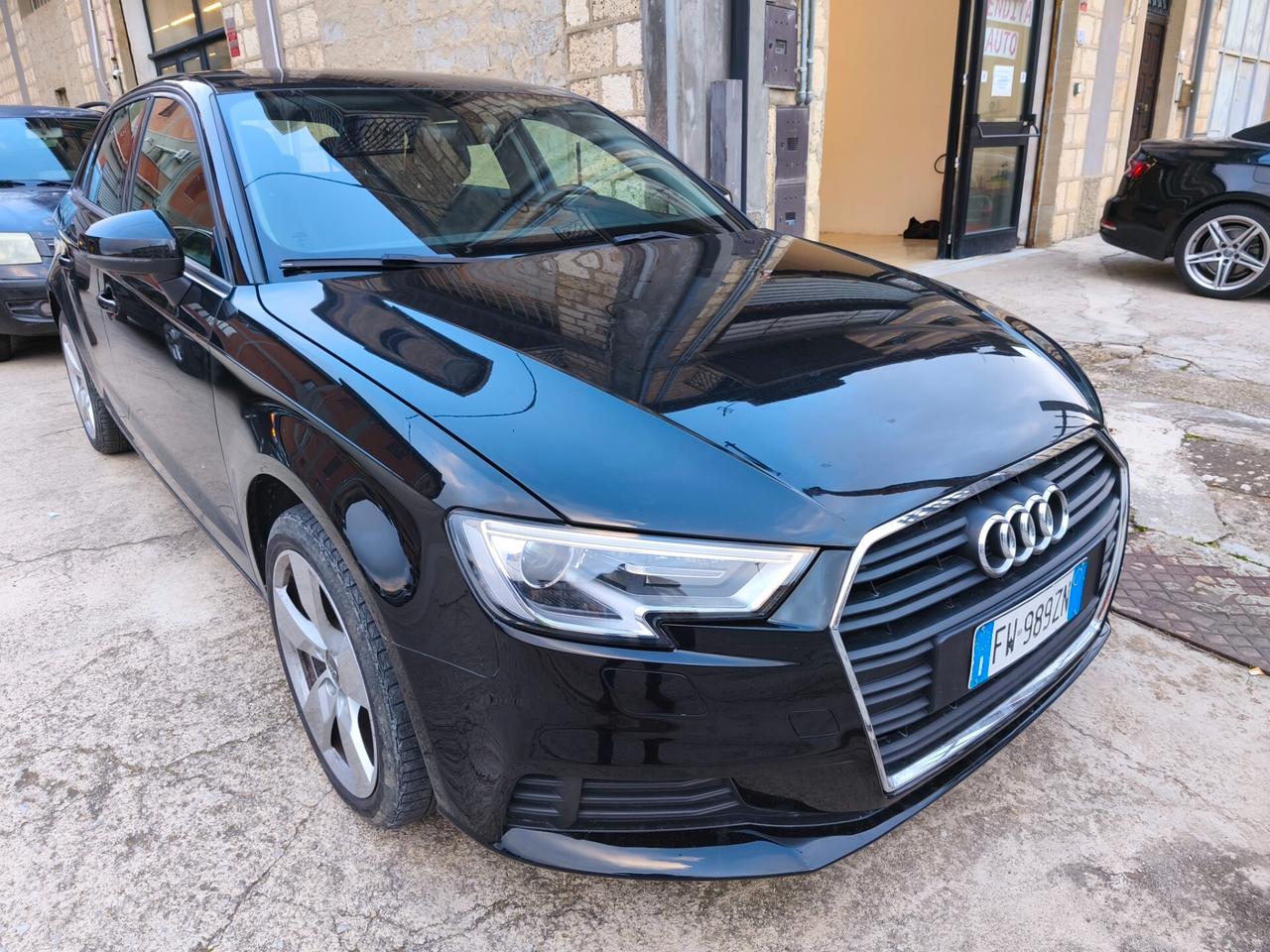 Audi A3 SPB 30 TDI 115 CV Business Manuale