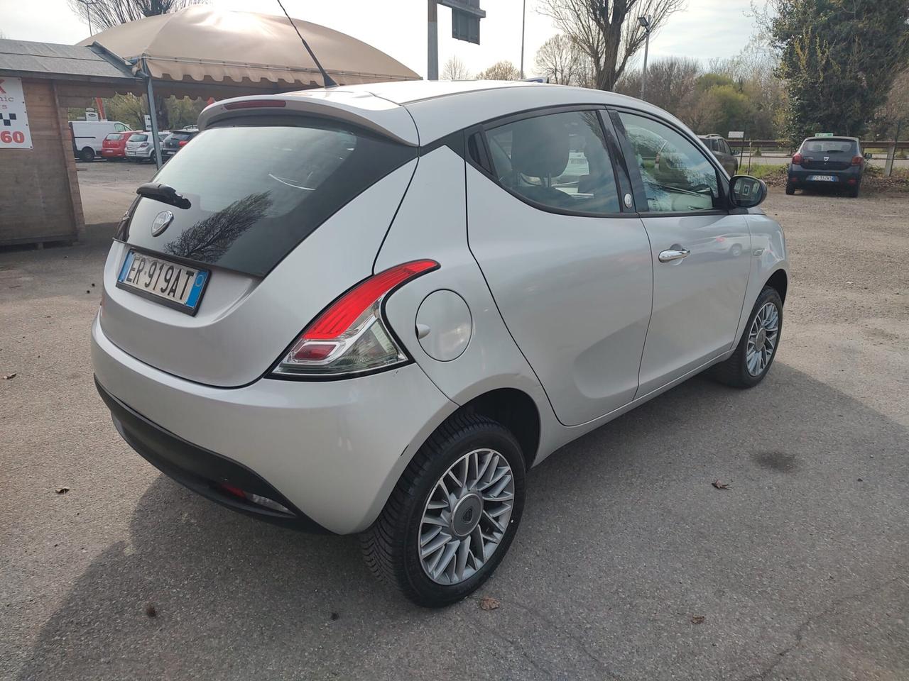 Lancia Ypsilon Elefantino 0.9 Eco Chic Twin air 80 cv Metano, OK NEOPATENTATI, GARANZIA L.12 MESI