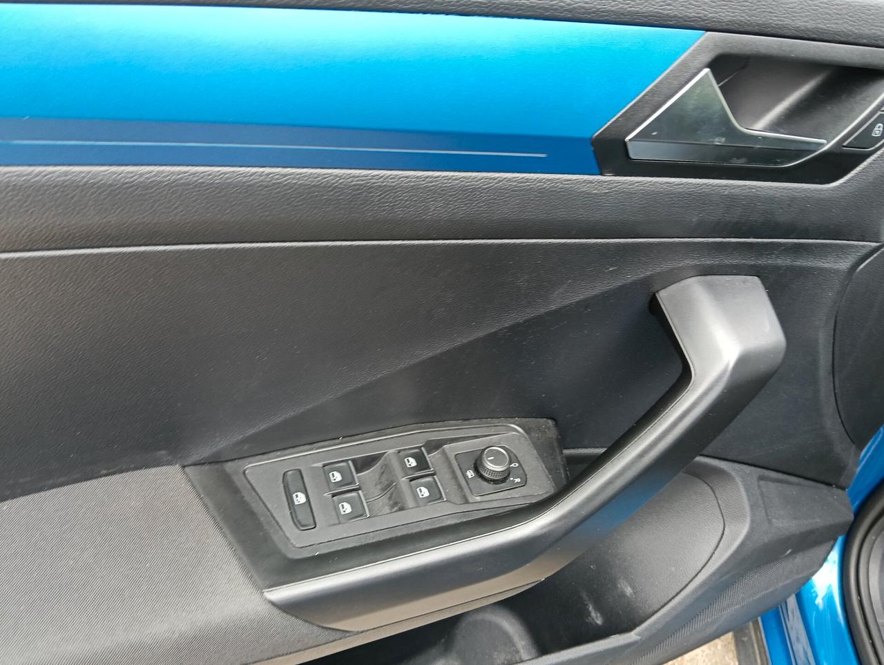 Volkswagen T-Roc 1.6 TDI SCR Advanced BlueMotion Technology