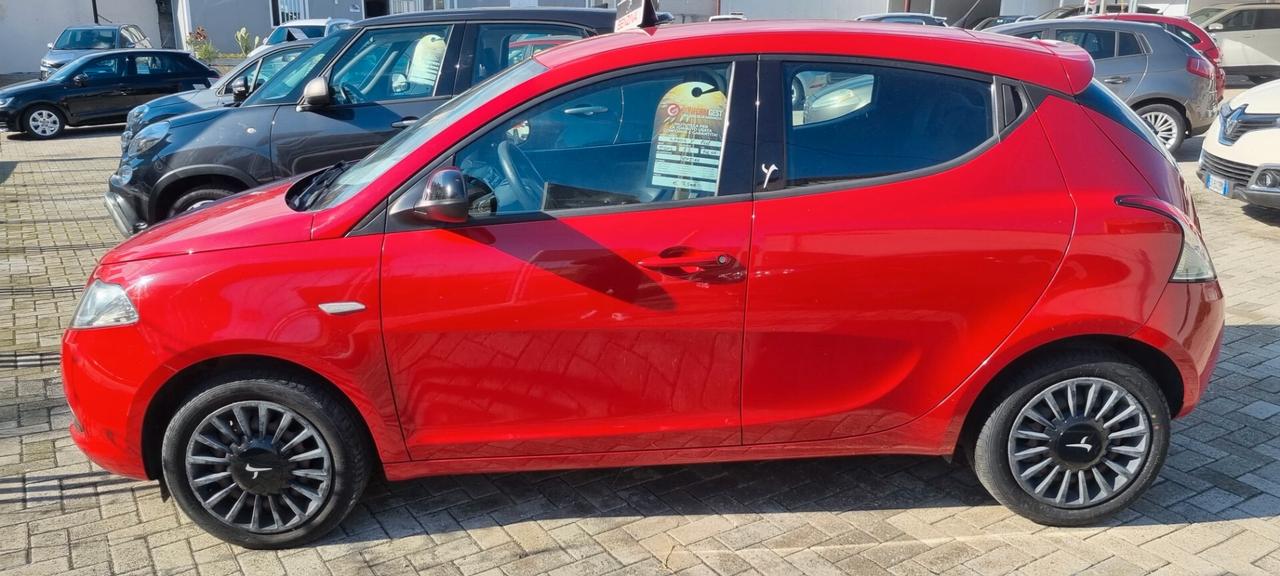 Lancia Ypsilon 1.2 69 CV 5 porte Elle