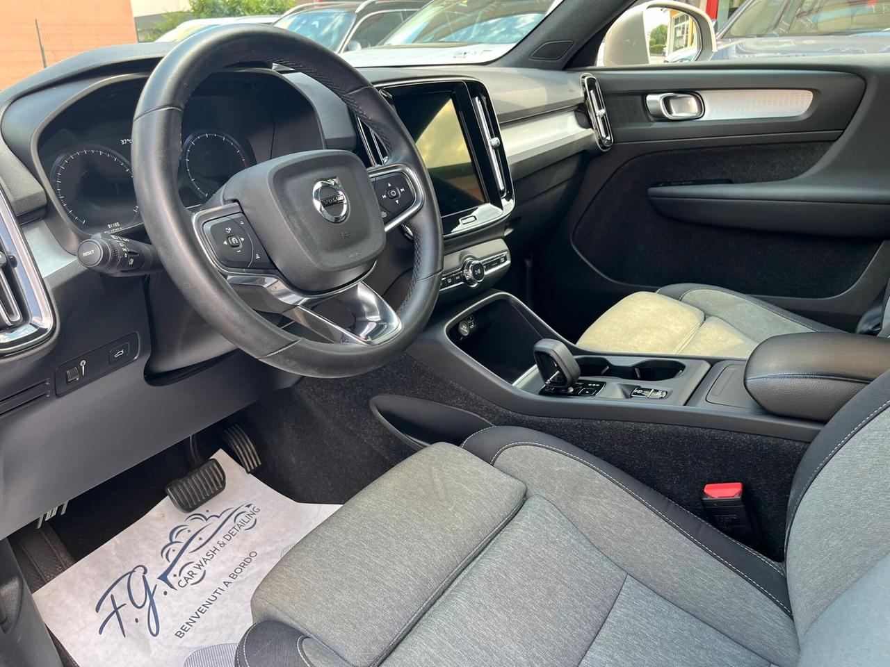 Volvo XC40 T2 automatico Core