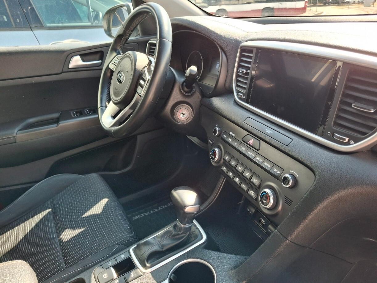 Kia Sportage 1.6 CRDI 136 DCT7 2WD Mild Hybrid Black Edition