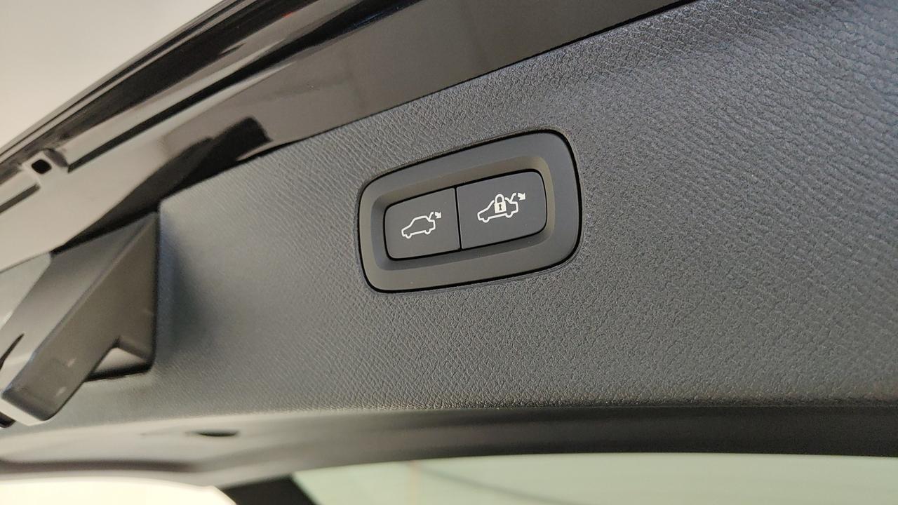 VOLVO N.XC90 Plus Bright T8 AWD AUT 7P