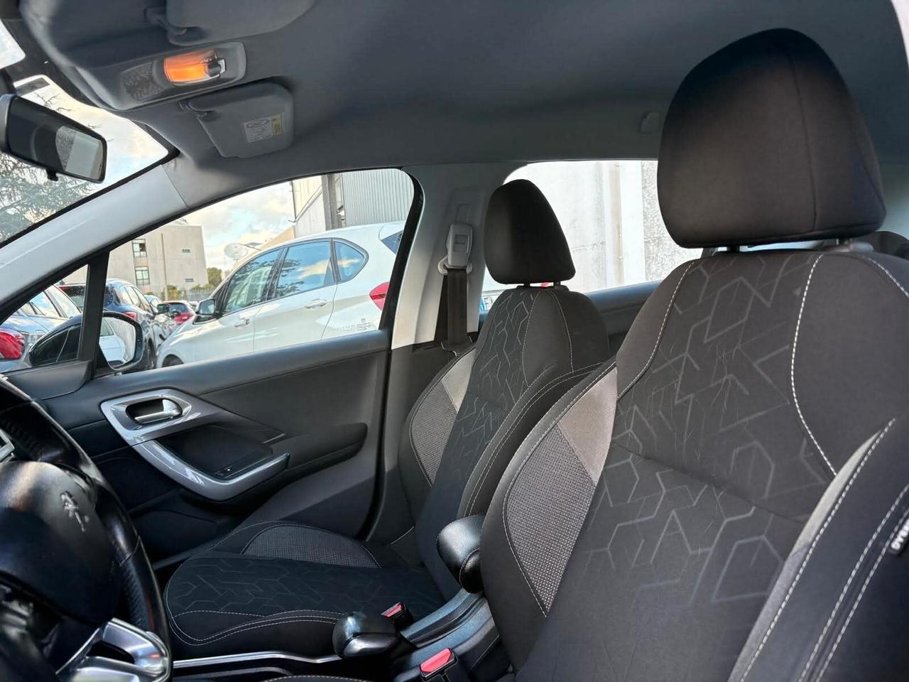 Peugeot 2008 BlueHDi 100 Active