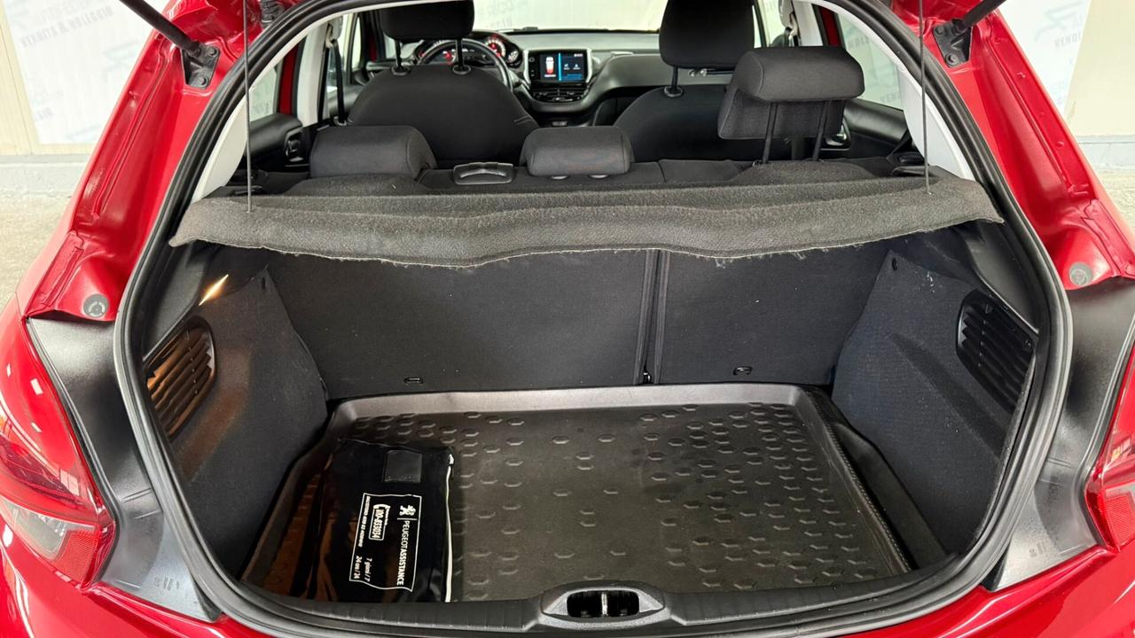 Peugeot 208 1.2 Benzina 82cv 5 porte Allure