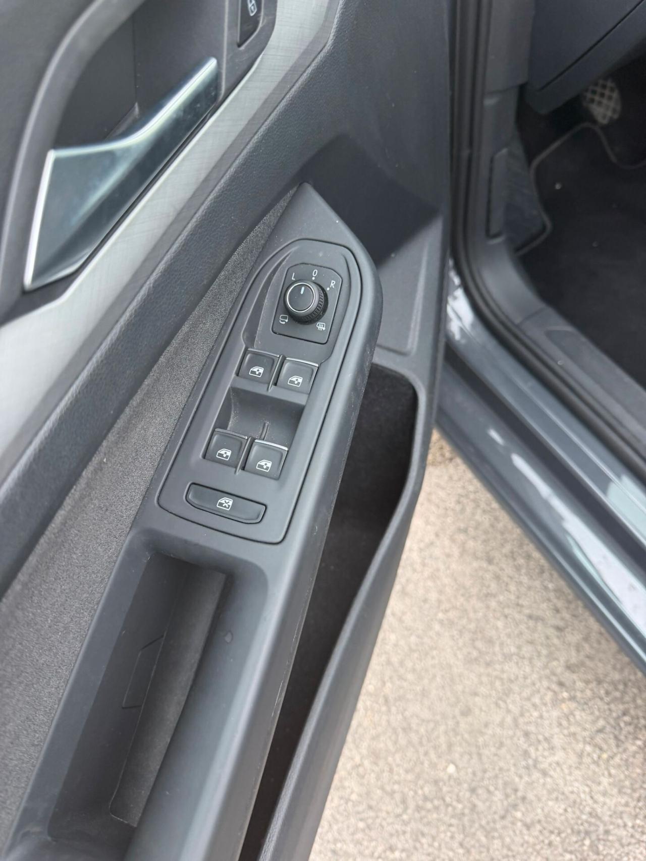 Volkswagen Golf 2.0 TDI 115 CV SCR Life