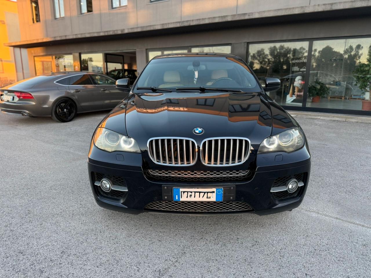 BMW X6 3.0 D 5 POSTI 2010 12 MESI DI GARANZIA