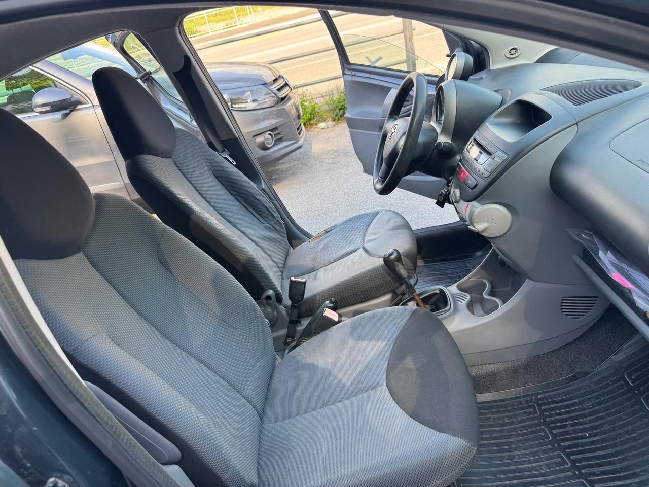 Toyota Aygo 1.0 12V VVT-i 5 porte - 2006 km 130.000
