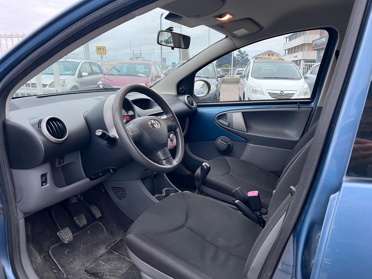 Toyota Aygo 1.0 12V VVT-i 5 porte