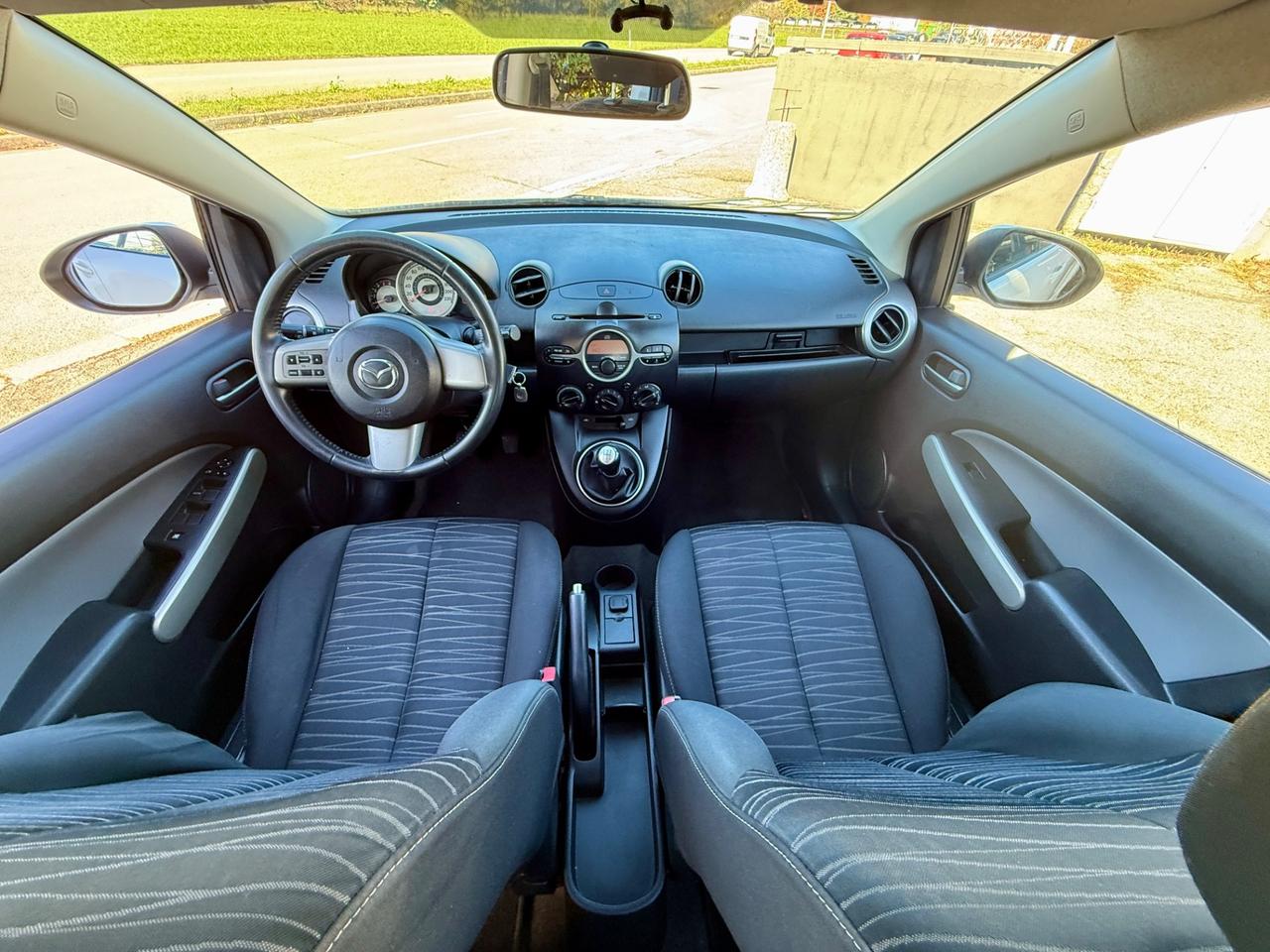 Mazda 2 1.4 TD 68CV 5p. Fun Generation'09 OK NEOPATENTATI