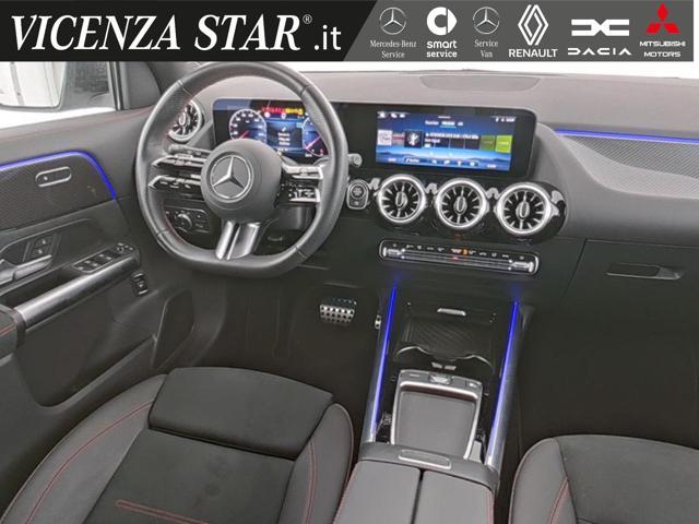 MERCEDES-BENZ GLA 200 d AMG PREMIUM