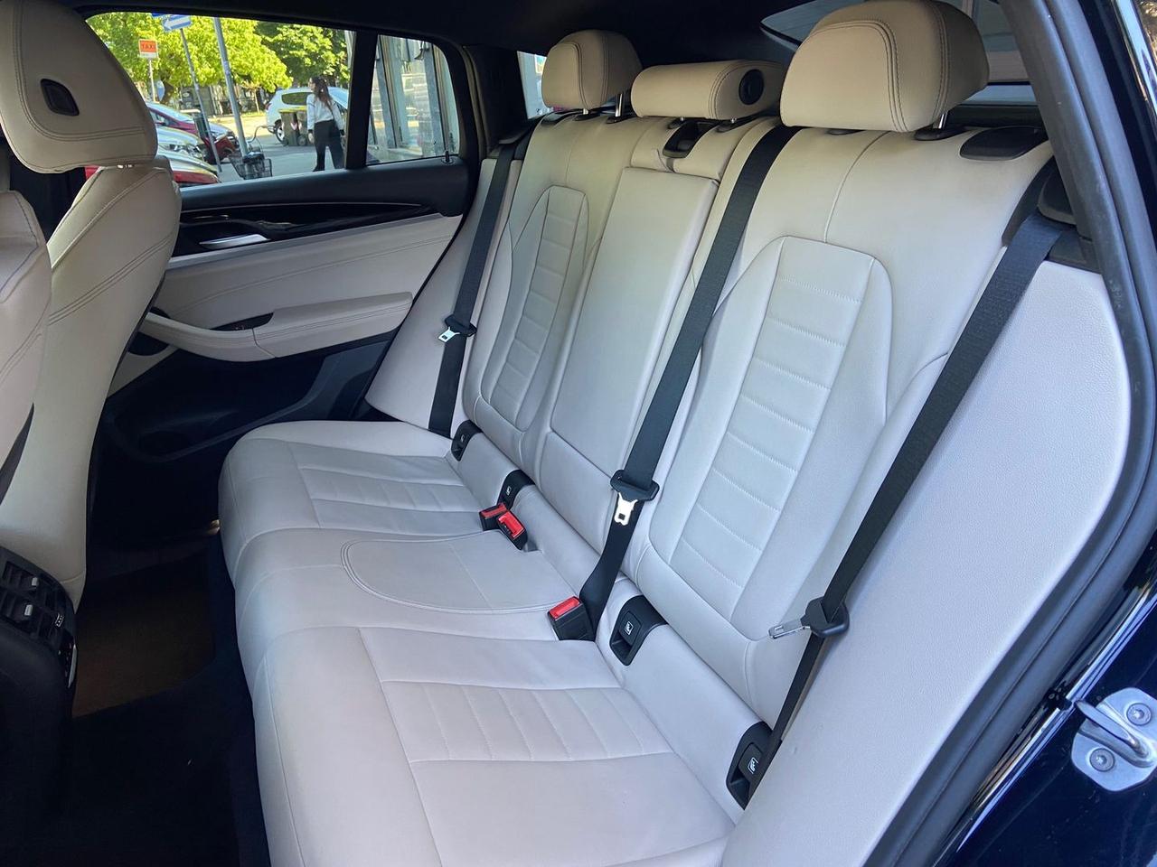 Bmw X4 M Sport X 20 d #10593