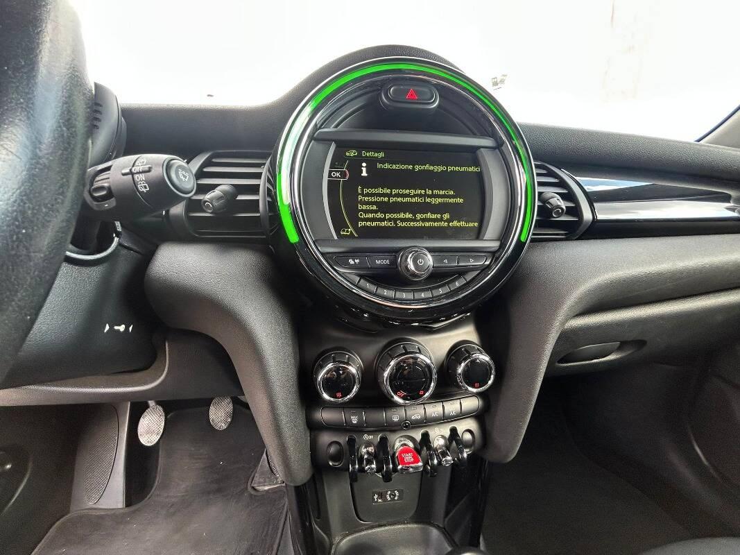 Mini Mini 5 Porte 1.5 Cooper D 5p