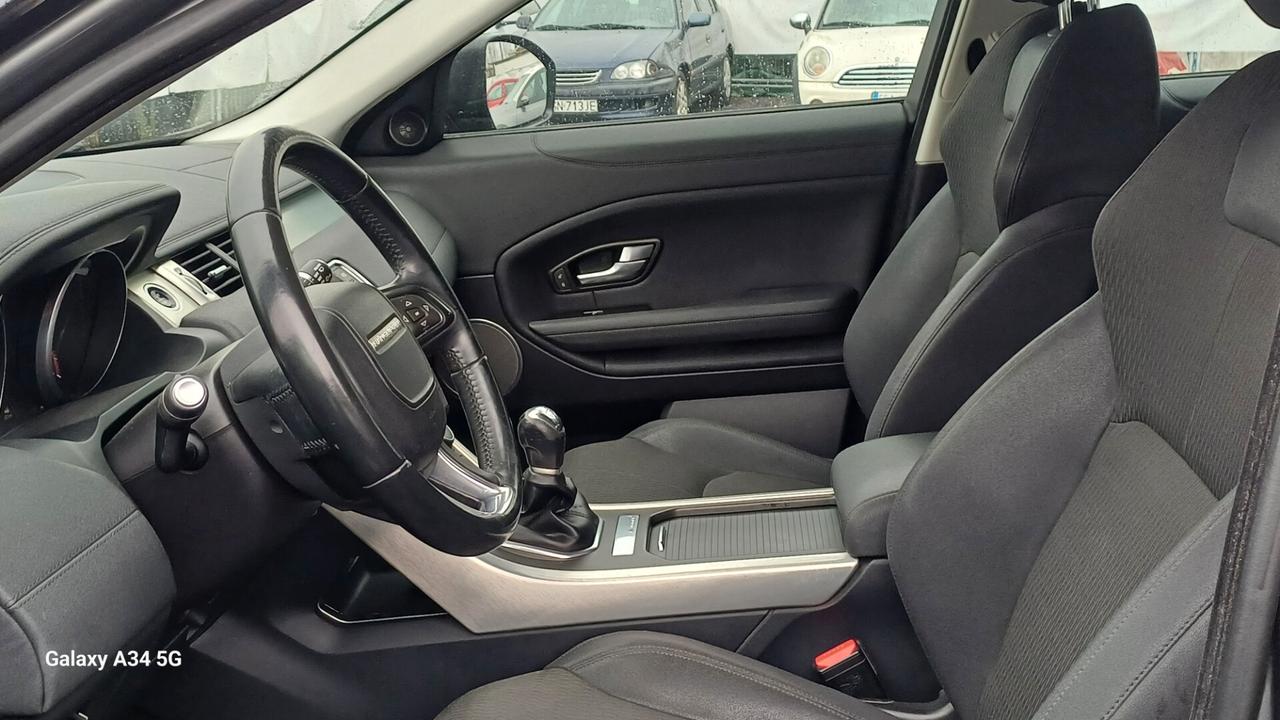 Land Rover Range Evoque 2.0 eD4 5p. Urban Attitude Edition