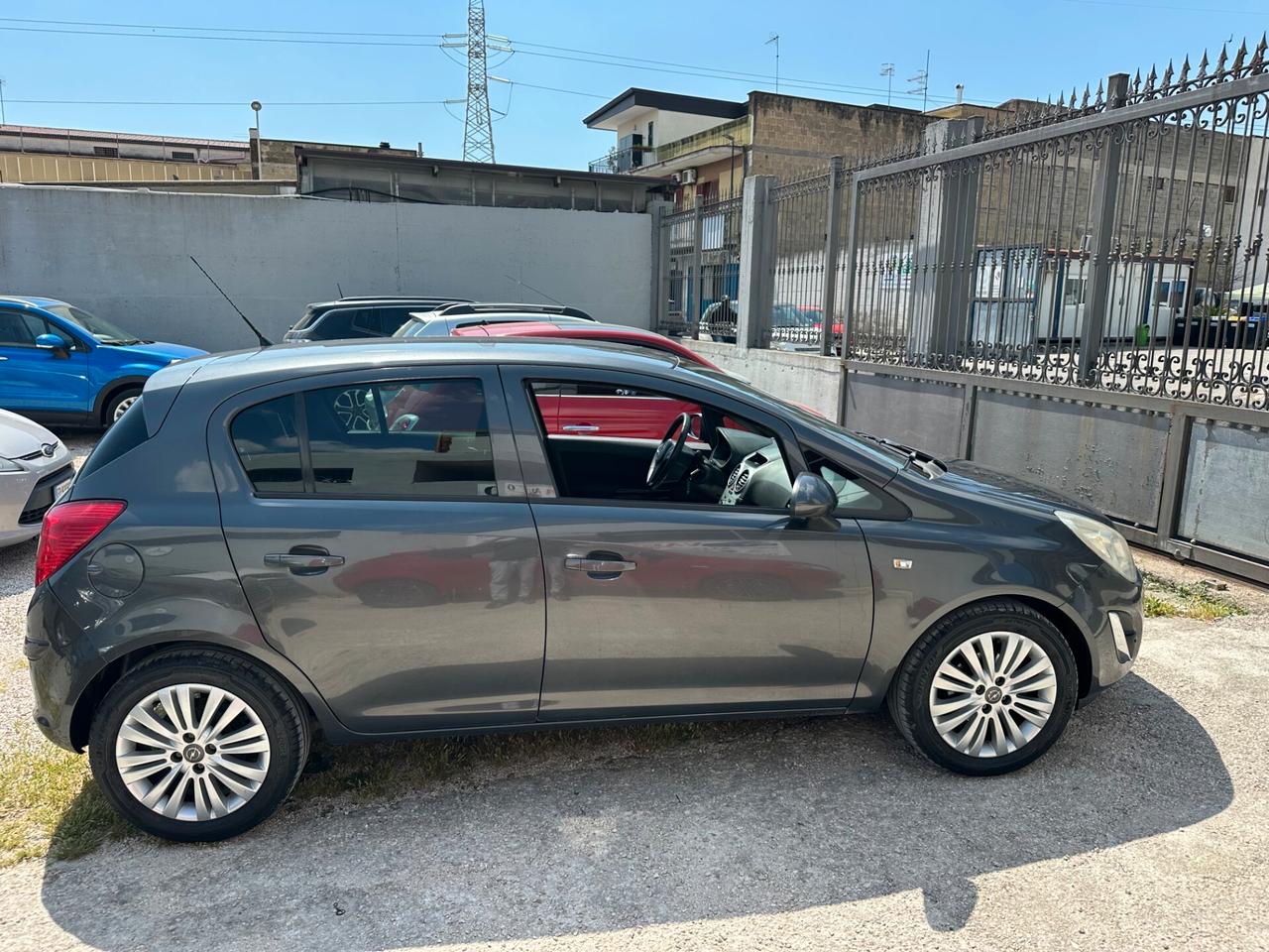 Opel Corsa 1.2 Benzina 85 Cv Cosmo Restyling