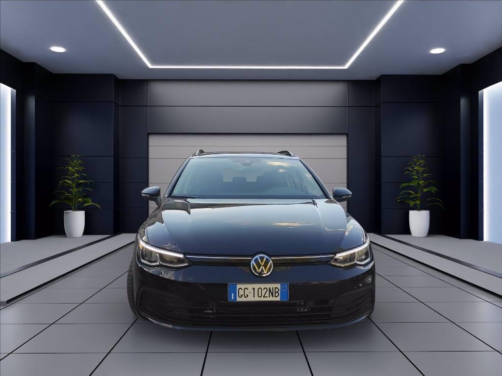 VOLKSWAGEN Golf Variant 1.5 tsi evo Life 130cv del 2021
