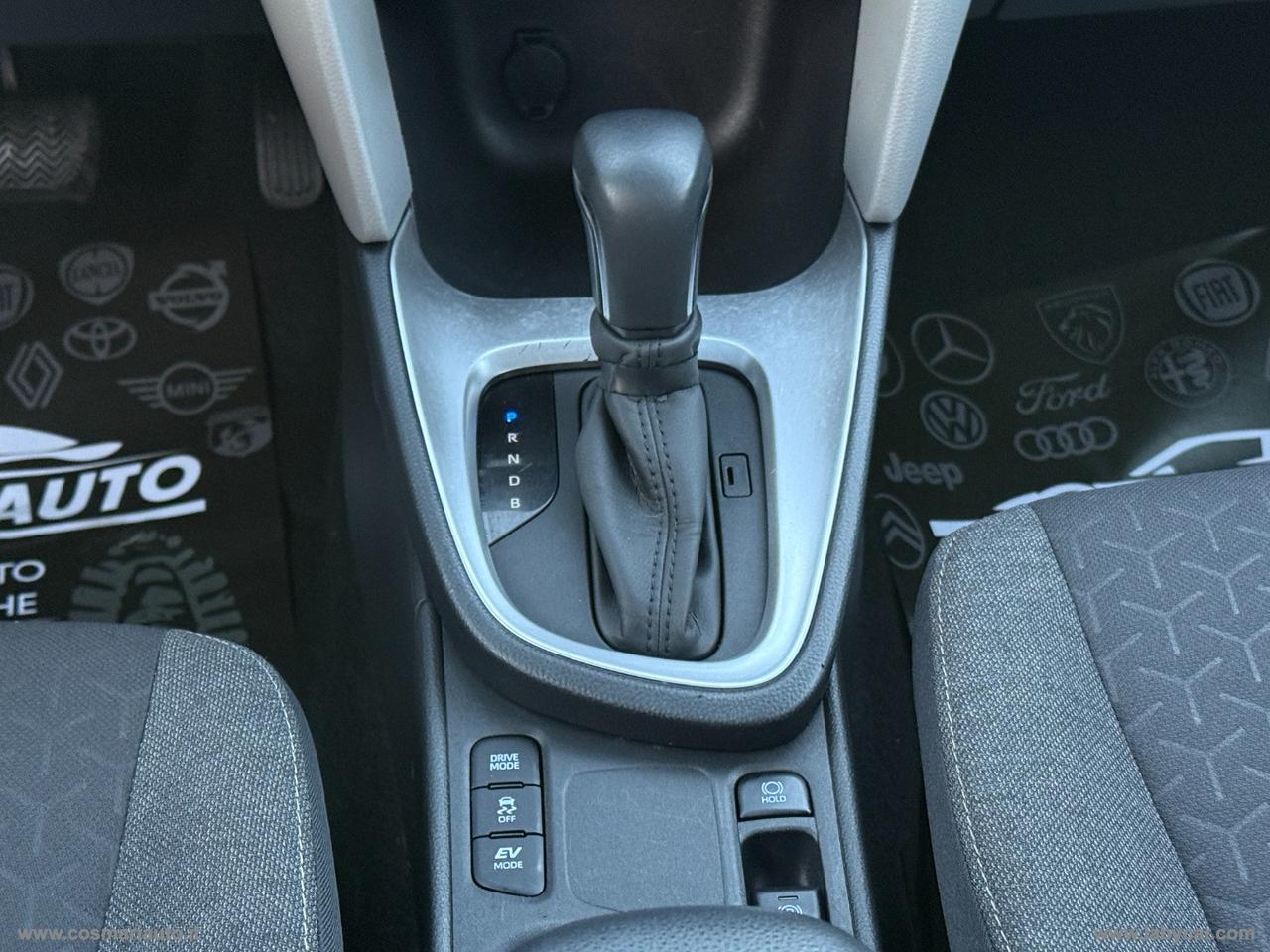 TOYOTA Yaris Cross 1.5 Hybrid 5p. E-CVT Active