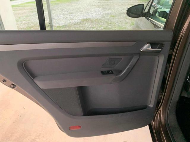 VOLKSWAGEN Touran 1.6 TDI 7 POSTI CAMBIO AUTOMATICO