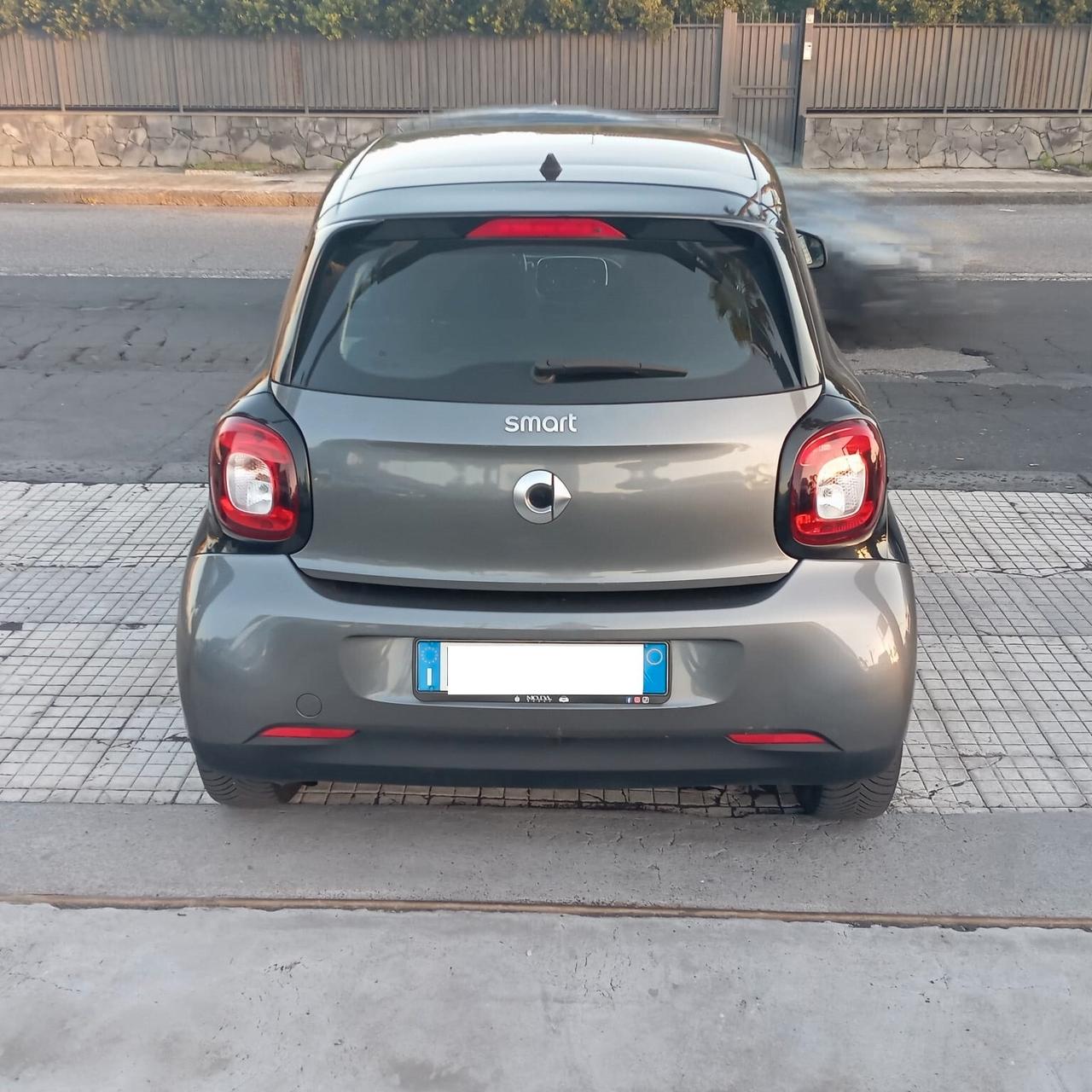 Smart ForFour 70 1.0 Prime