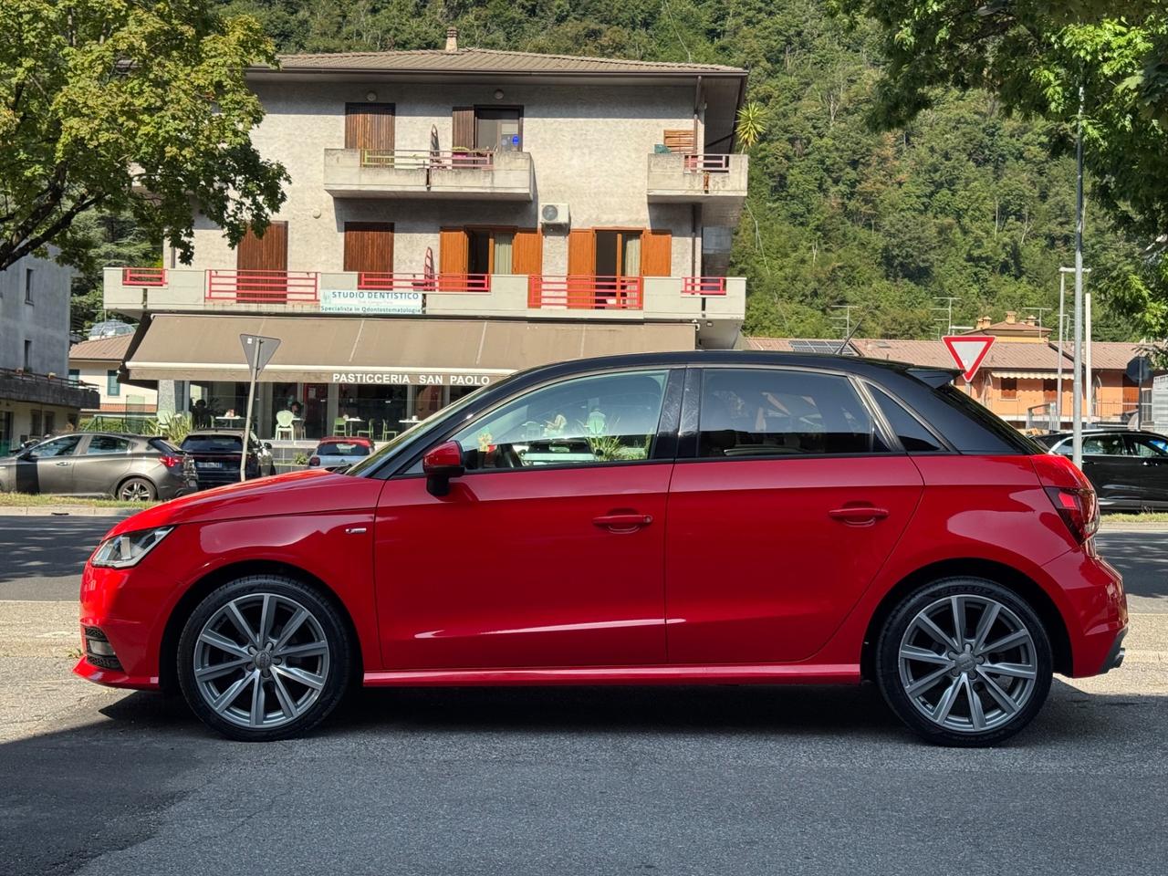 Audi A1 SPB S tronic S LINE AUTOMATICA TAGLIANDI CERTIFICATI AUDI