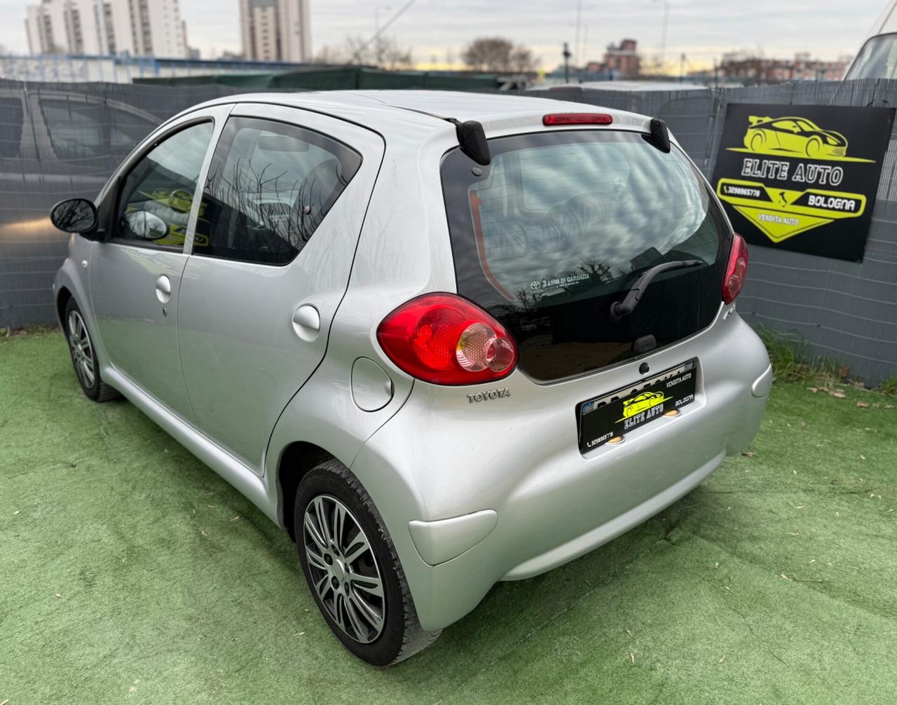 Toyota AYGO 1.0 BENZINA 5 PORTE UNICOPROPRIETARIO