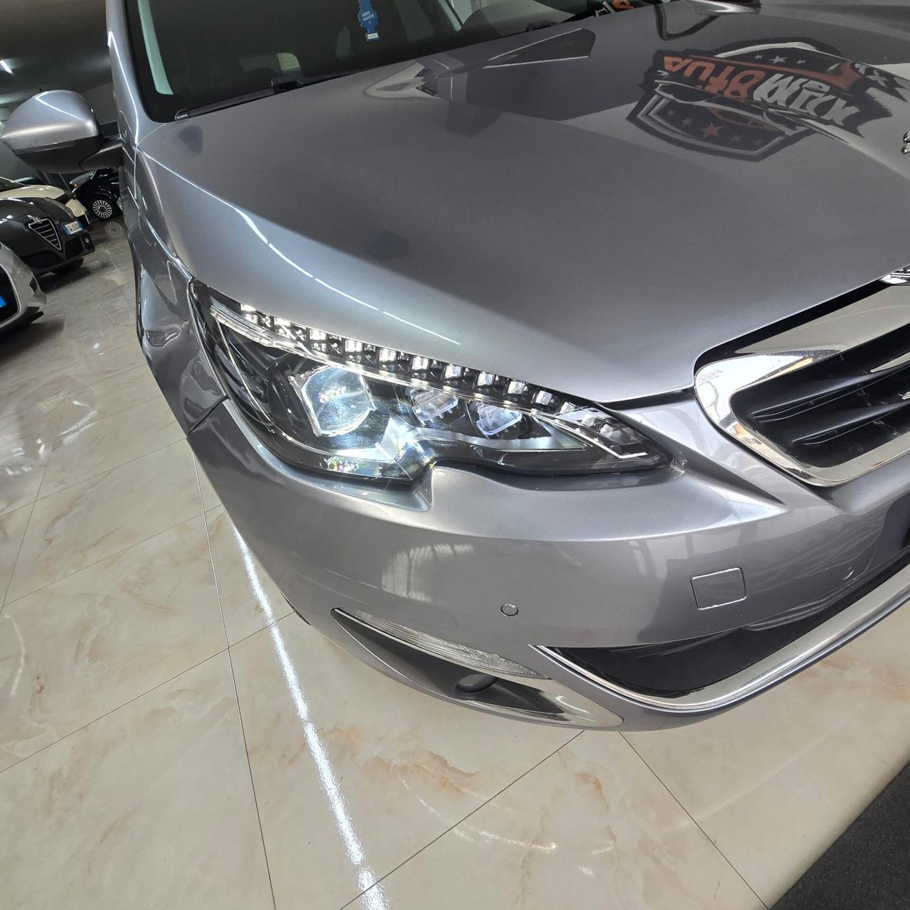 Peugeot 308 BlueHDi 120 S&S EAT6 SW Allure