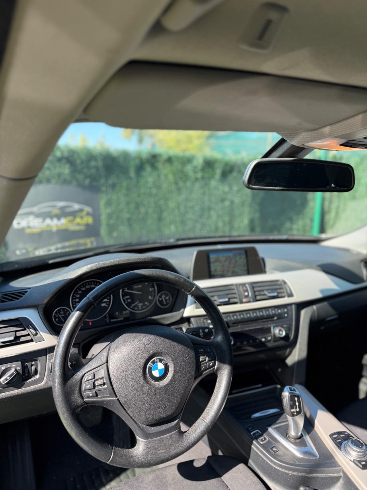 Bmw GRAN TURISMO 318D AUTOMATICA NAVI FULL