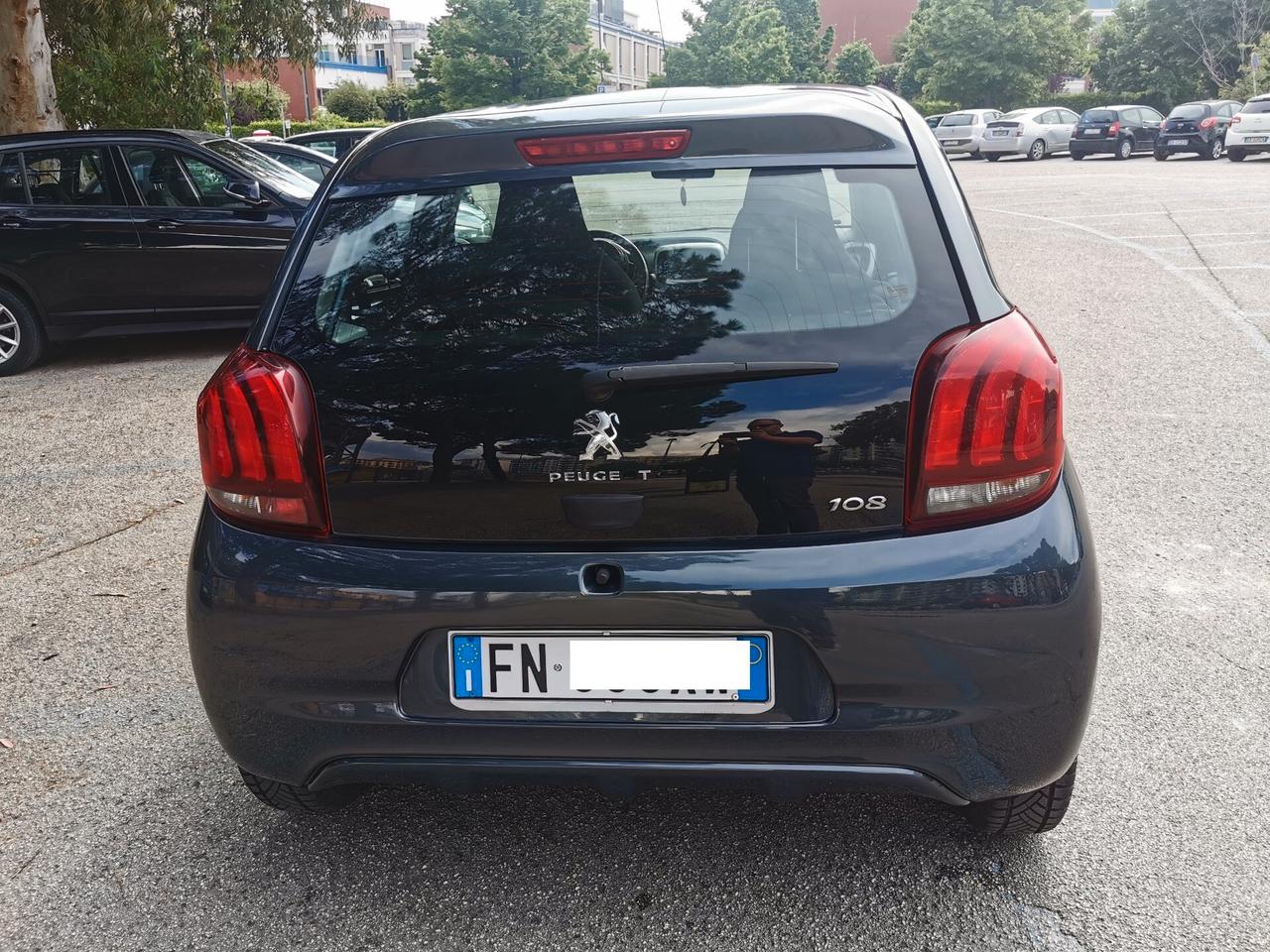 Peugeot 108 5 porte CON GARANZIA