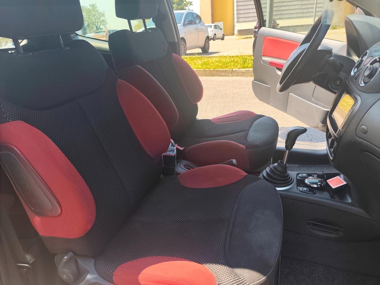 Citroen C2 1.1 VTR euro 4 schermo neopatentati