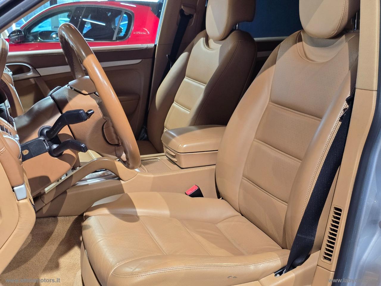 PORSCHE Cayenne S