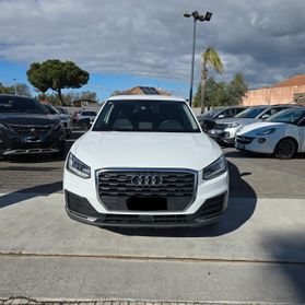 Audi Q2 30 TDI S tronic Identity Black