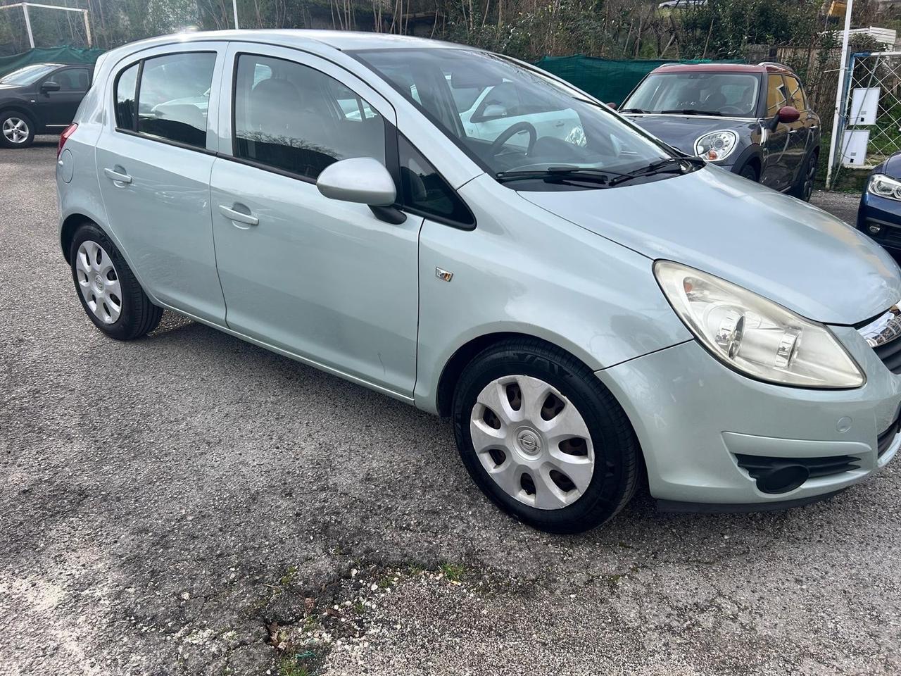 Opel Corsa 1.2 5 porte Cosmo
