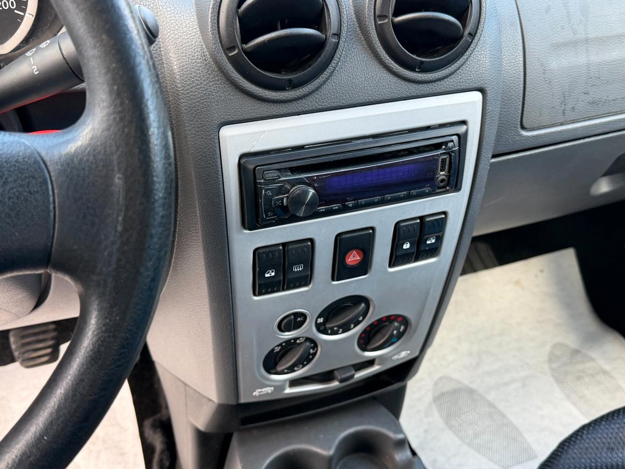 Dacia Logan MCV 1.5 DCI 85 cv. LAUREATE (7 posti)