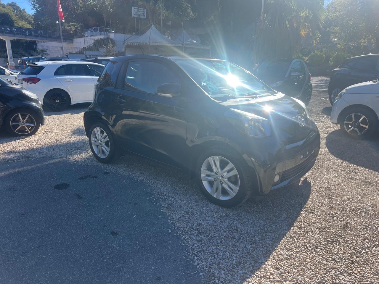Toyota iQ 1.4 90 CV DIESEL EURO 5