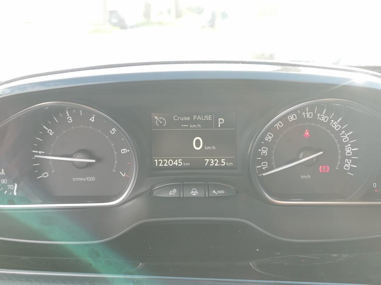 Peugeot 2008 PureTech Turbo 110 EAT6 Allure 2017