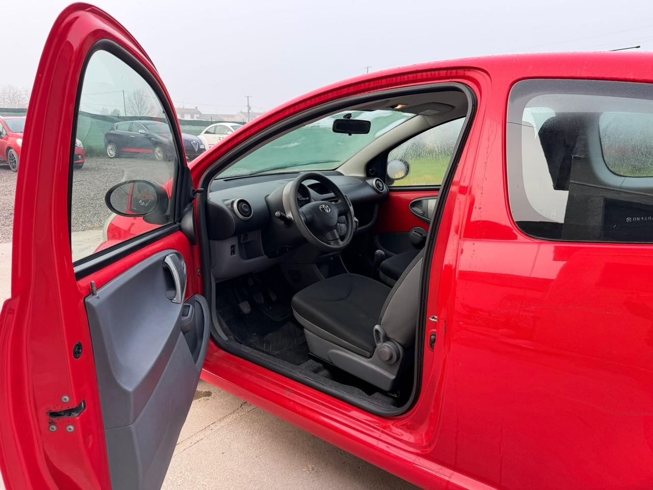 Toyota Aygo 1.0 12V VVT-i 3 porte Sol