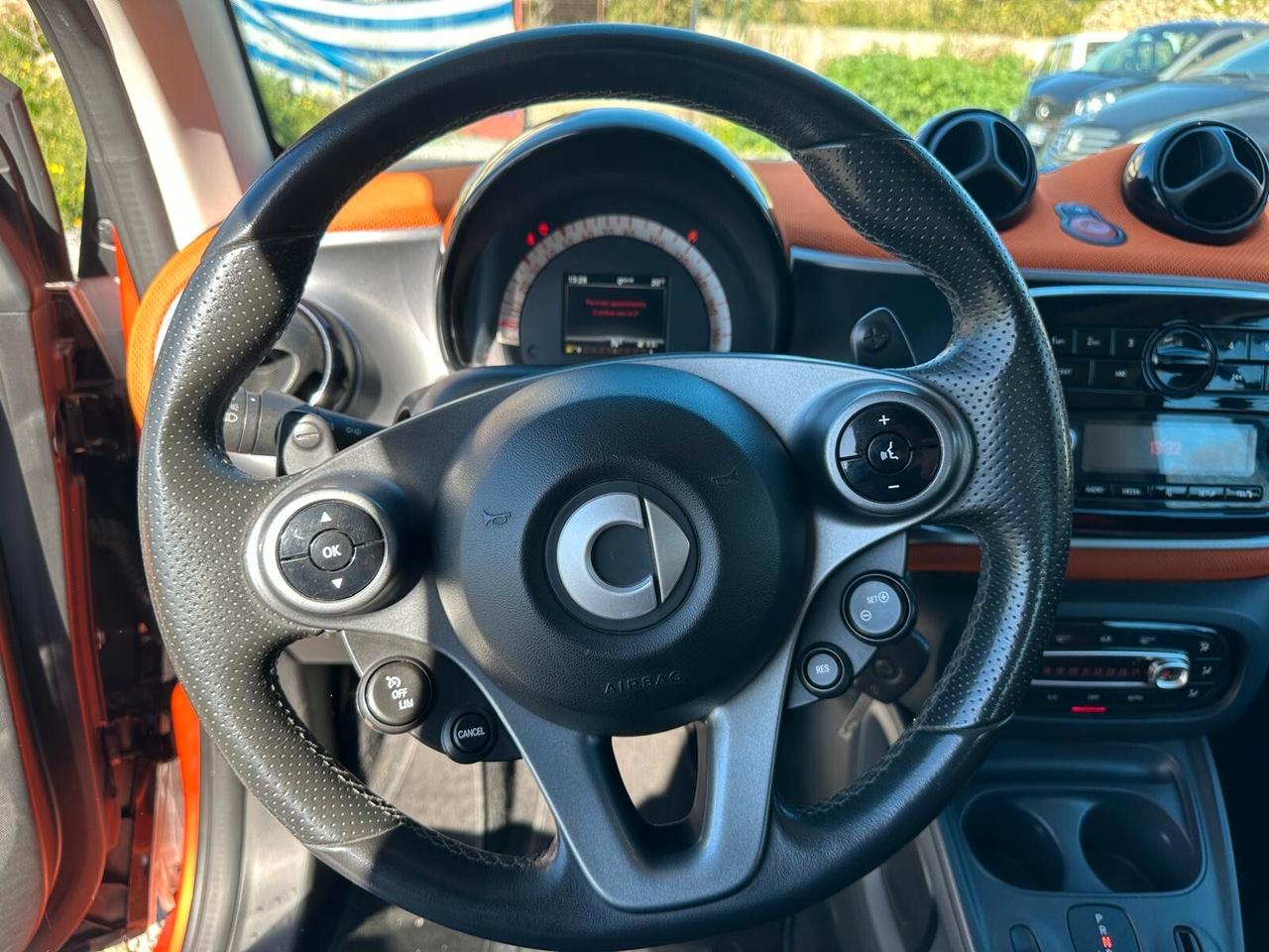 Smart ForTwo 70 1.0 twinamic edition 1