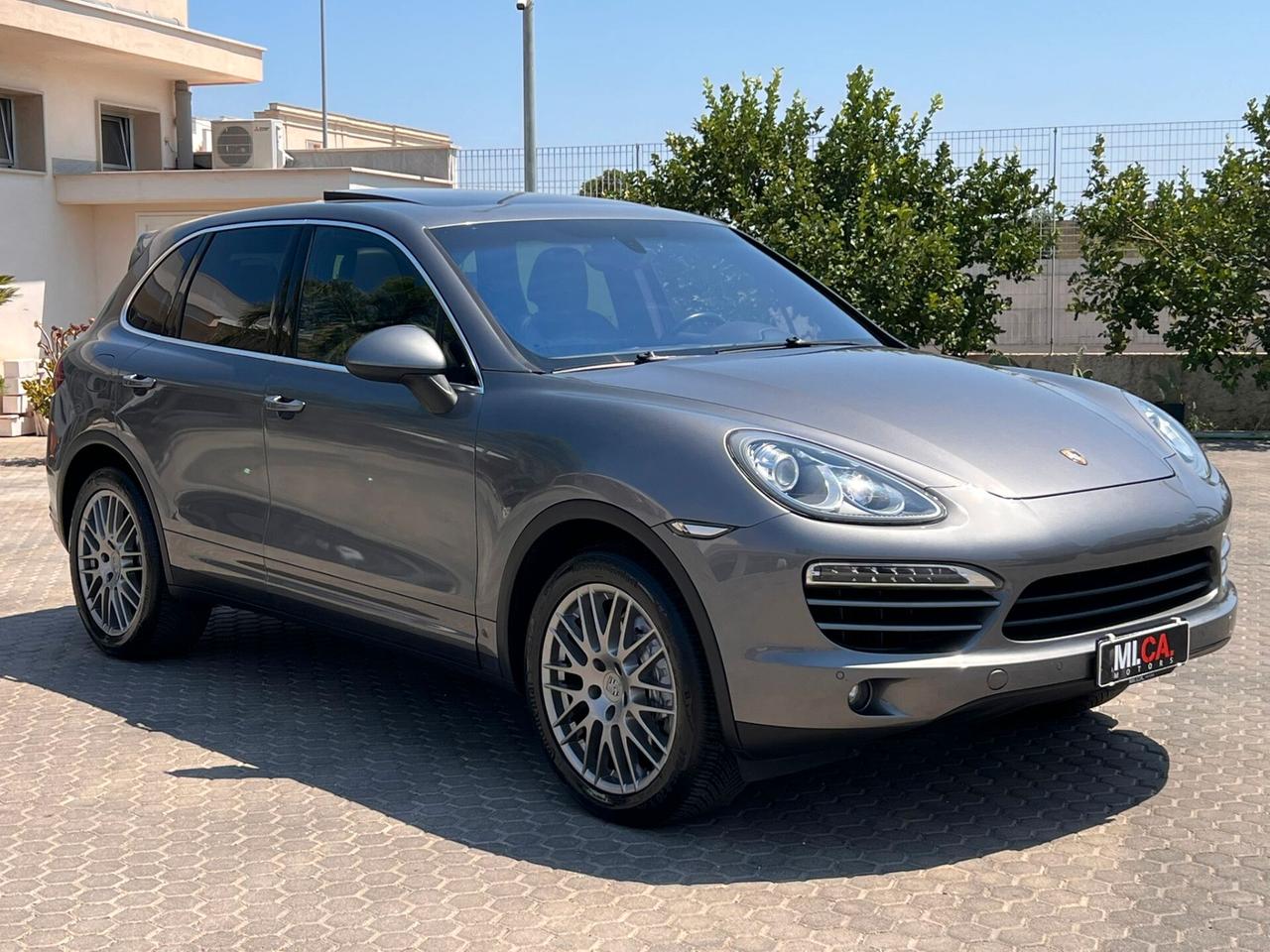 Porsche Cayenne 3.0 Diesel 245CV no superbollo