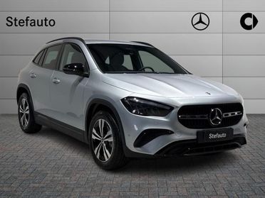 MERCEDES-BENZ GLA 200 d Automatic Progressive Advanced