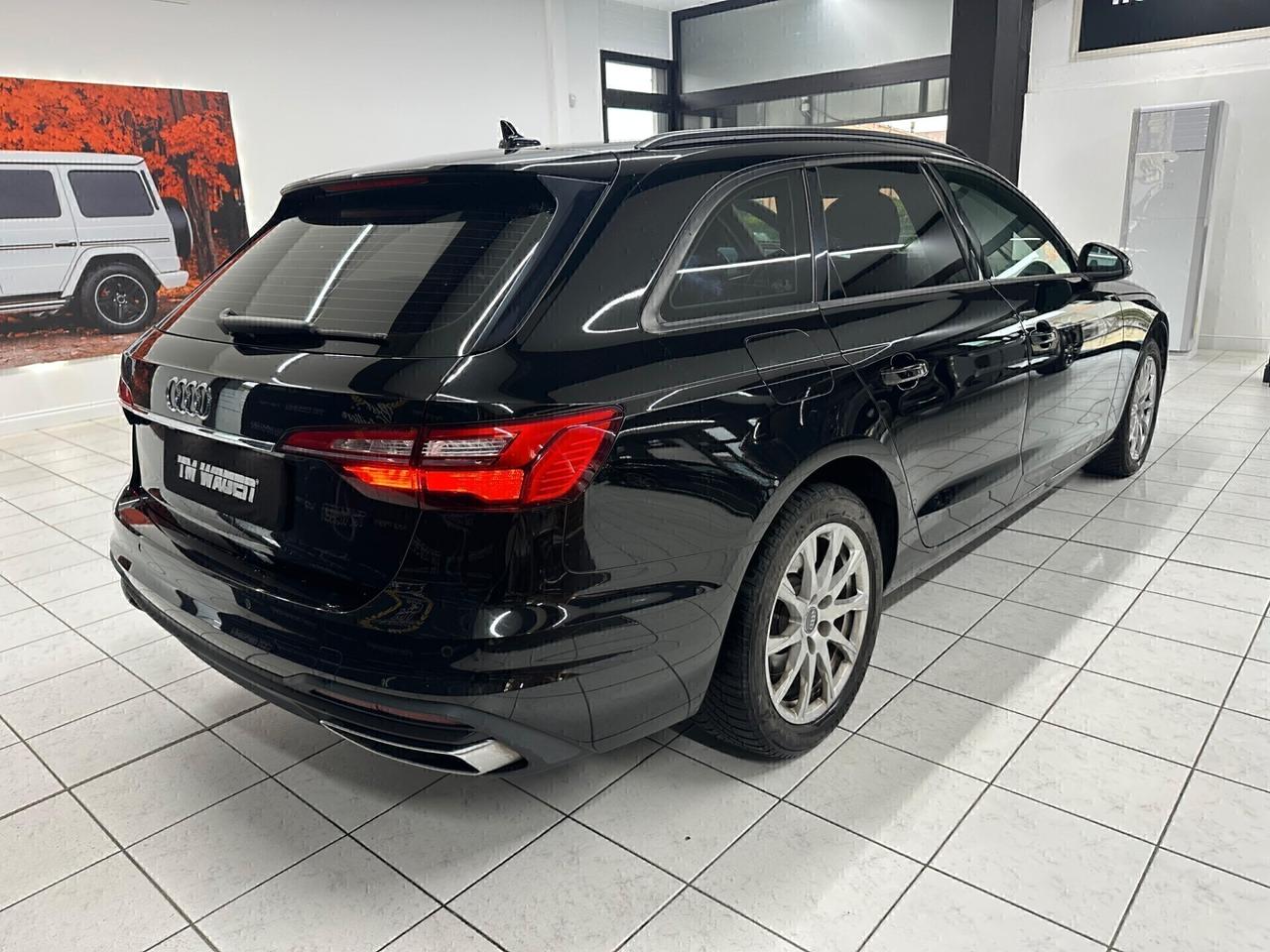 Audi A4 Avant 30 2.0 tdi-I 136cv s tronic