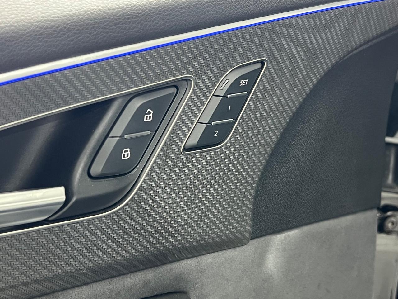 Audi Q8 RS TFSI V8 quattro tiptronic