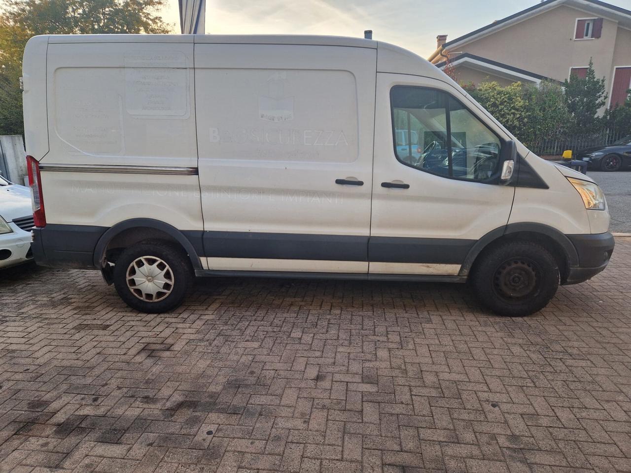 Ford Transit 350 2.0 TDCI Ecoblue 130cv PMTM