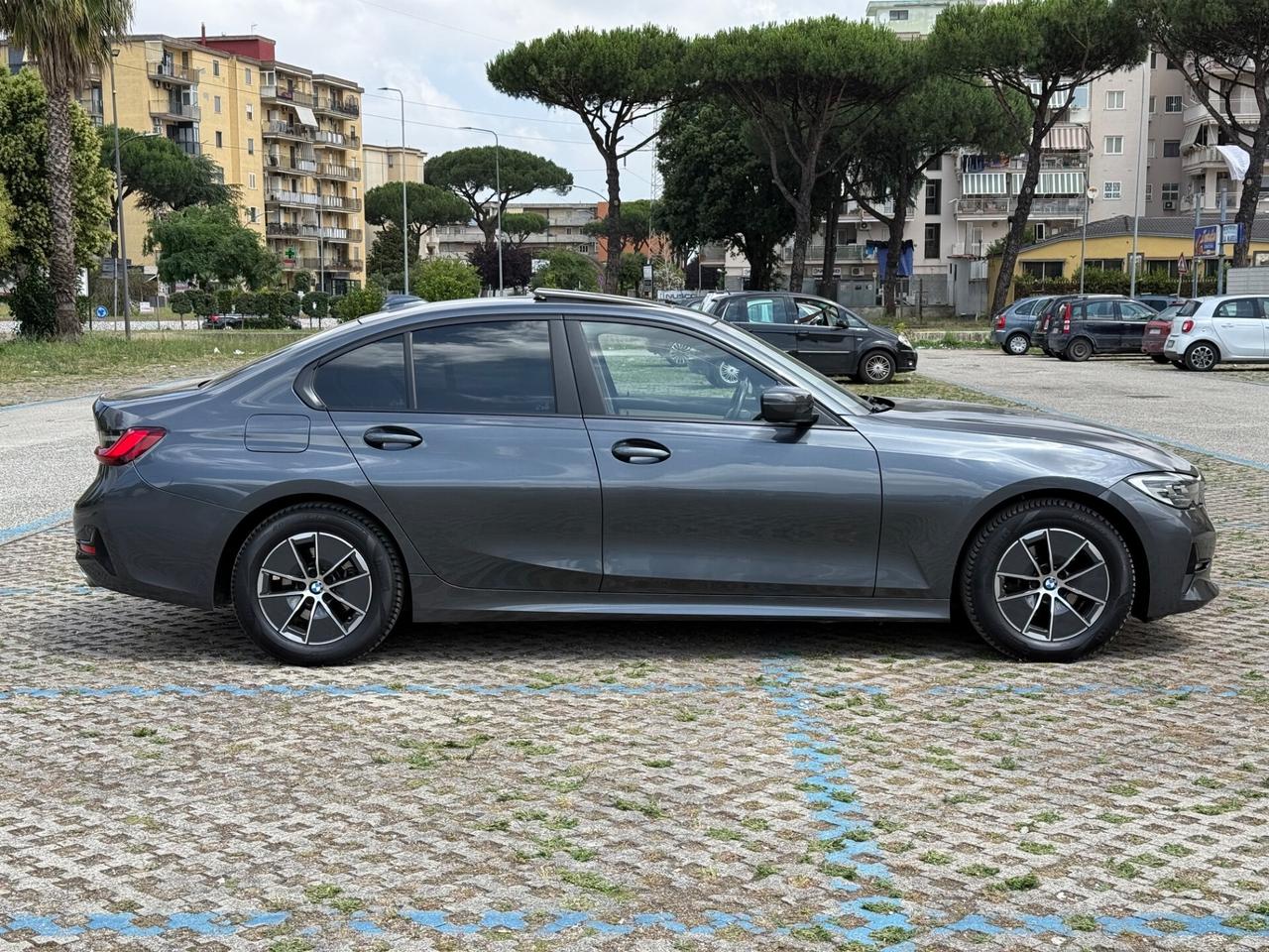 BMW 318d 2022 48V 2.0 150cv automatica