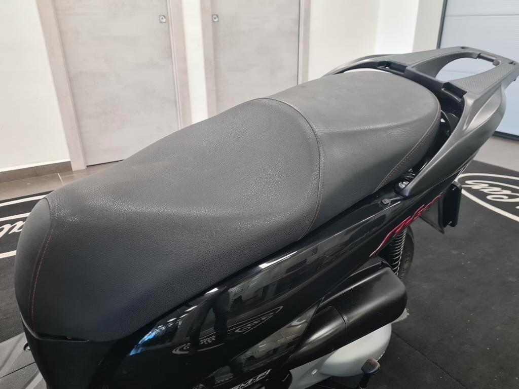 Honda SH 300 i