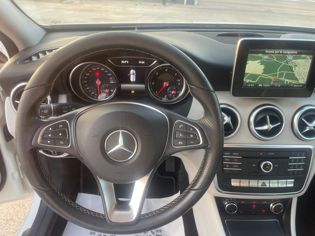 MERCEDES A 180 CDI 110CV SPORT EDITION FULL MY17