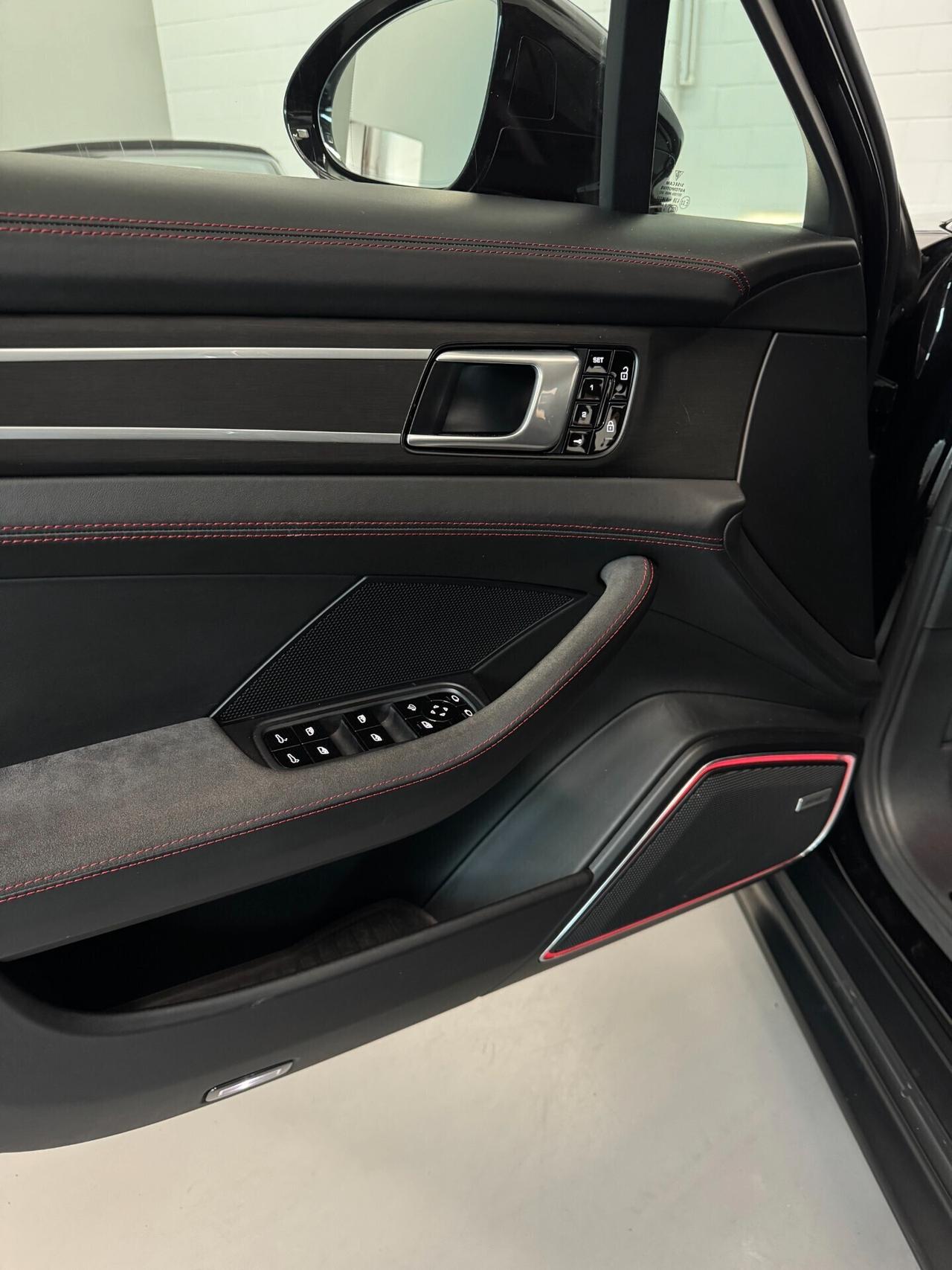 Porsche Panamera GTS SportTurismo FullOptional **111PuntiPorsche**