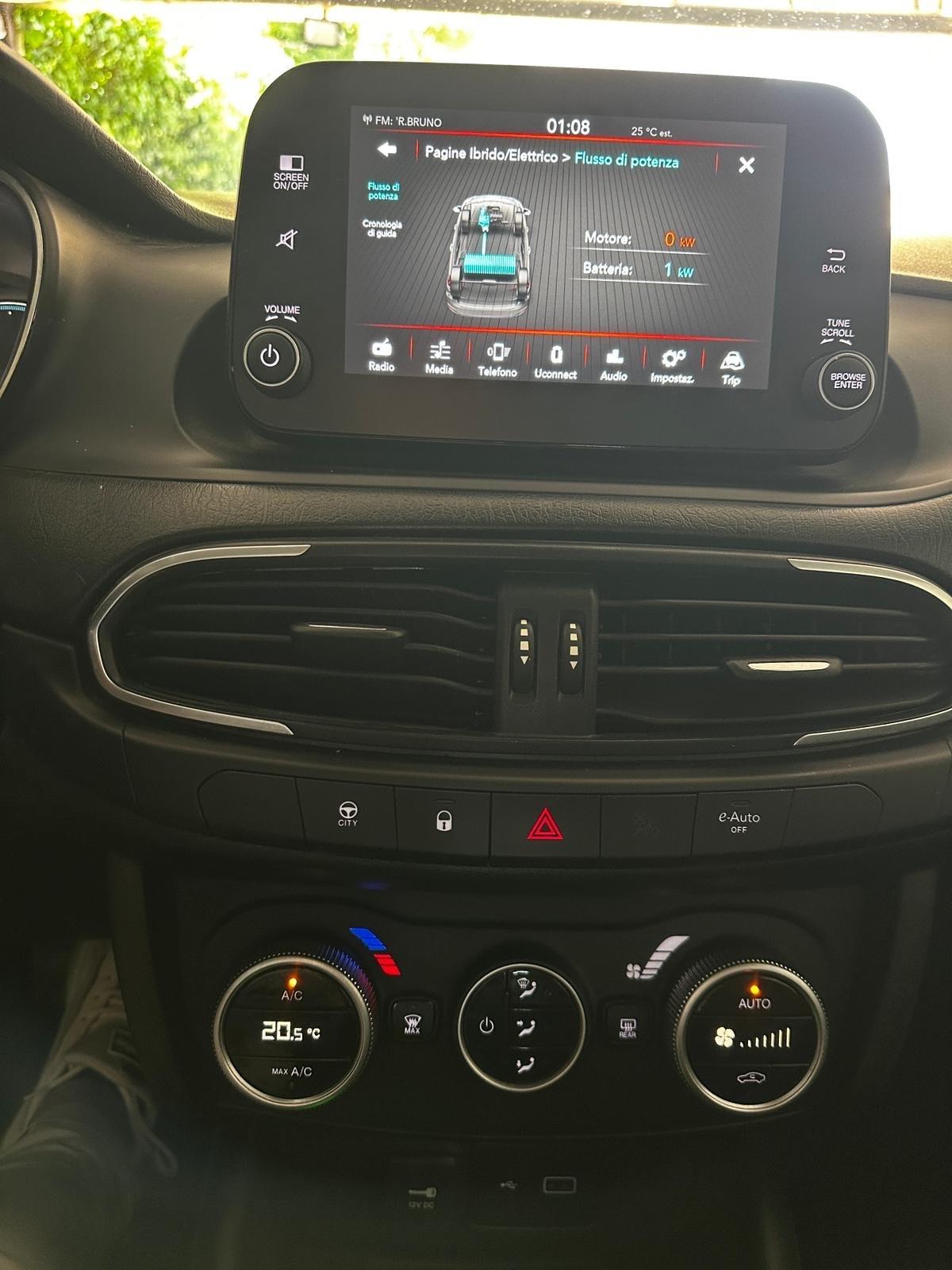 Fiat Tipo 1.5 Hybrid DCT 5 porte