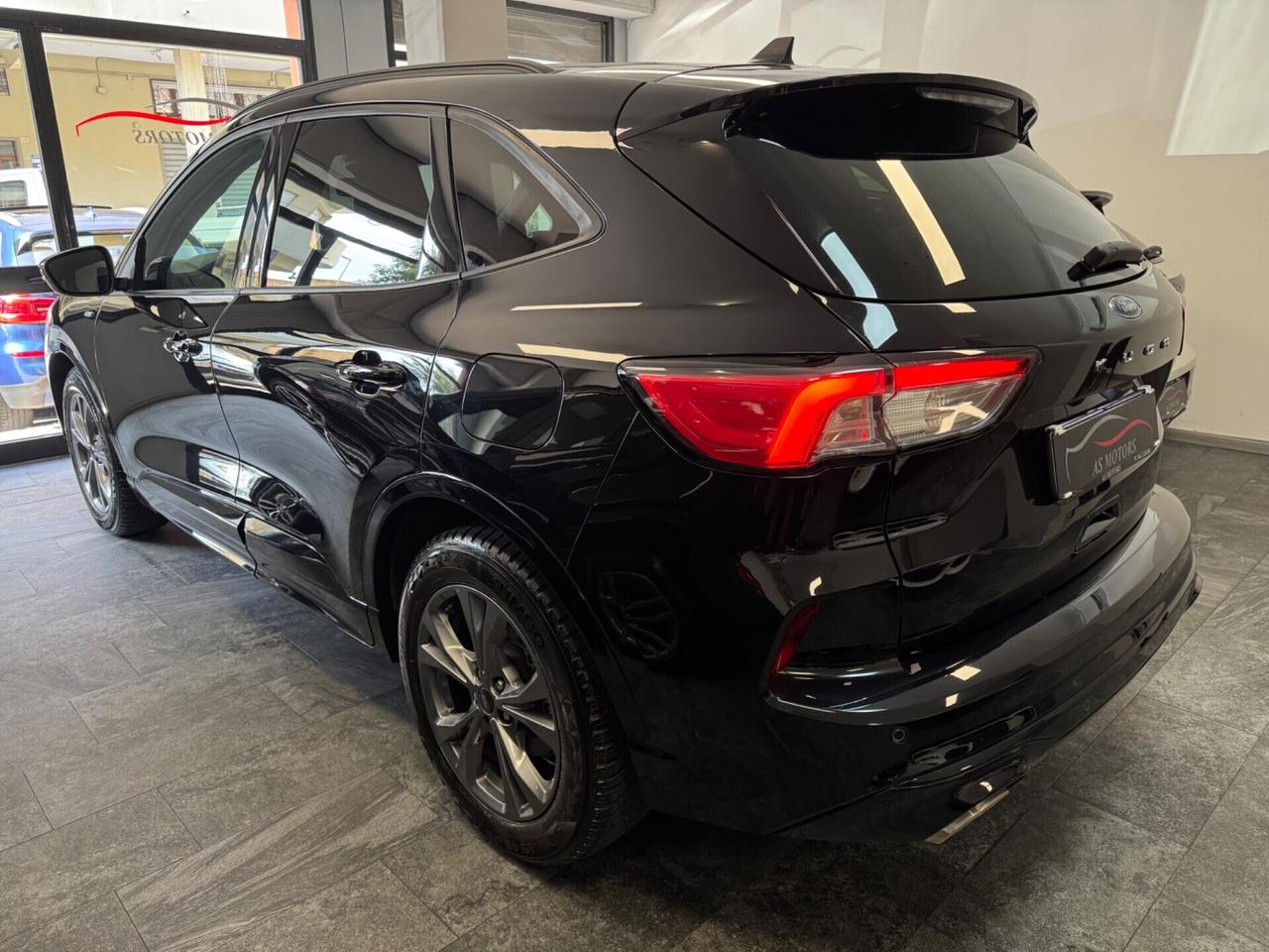 Ford Kuga 1.5 TDCi 120 CV 2WD ST-Line