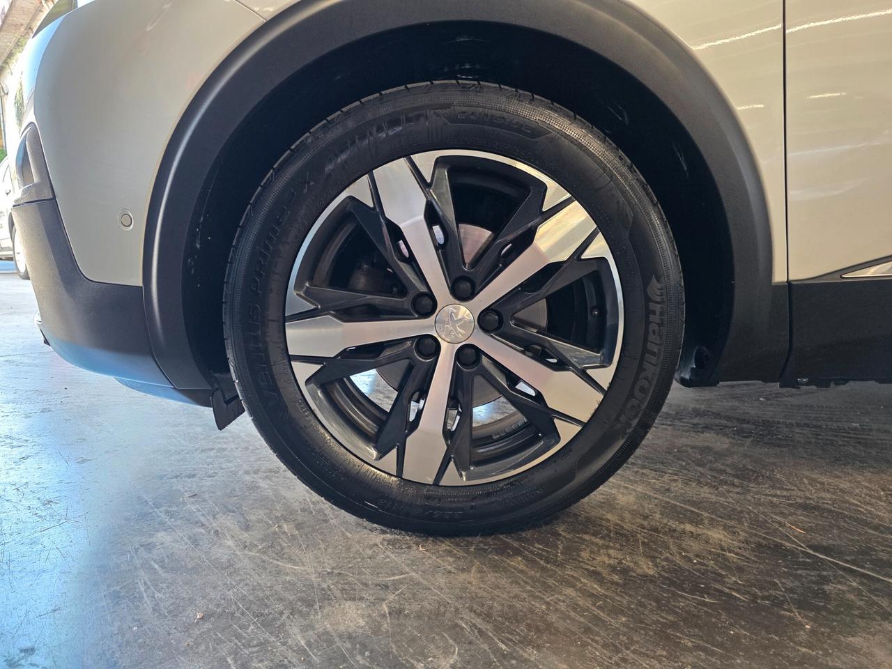 Peugeot 3008 BlueHDi 180 S&S EAT8 GT