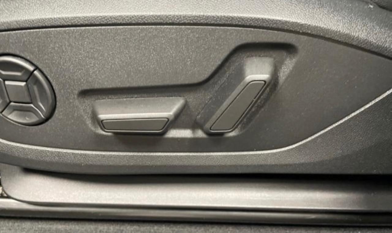 Audi Q3 45TFSI S tronic S LINE interno esterno Cerchi Sonos tetto